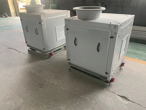 風(fēng)機(jī)消音箱直銷